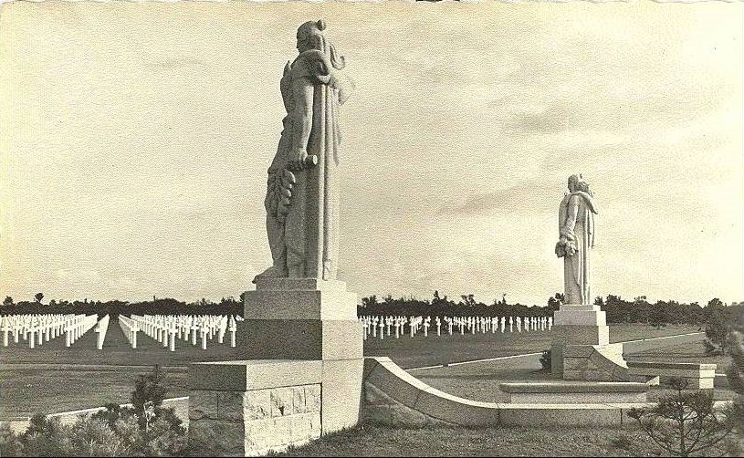 deux_statues