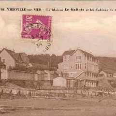 la_maison_legallois_et_les_cabines_de_bain.png